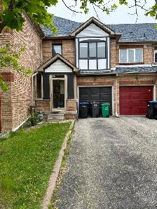 3 1 Bedroom 3 Washroom Entire Townhouse at Lisgar Dr & Derry Rd