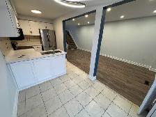 3 1 Bedroom 3 Washroom Entire Townhouse at Lisgar Dr & Derry Rd - Photo 10