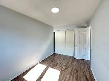 3 1 Bedroom 3 Washroom Entire Townhouse at Lisgar Dr & Derry Rd - Photo 24