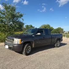 New Safetied 2011 Silverado 4x4 4.8L V8 - Photo 2