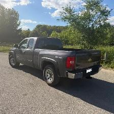 New Safetied 2011 Silverado 4x4 4.8L V8 - Photo 3