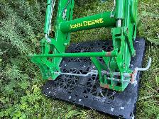 chargeur JohnDeere model 540M - Photo 2