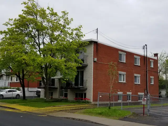 Longueuil, Appartement 4 1/2