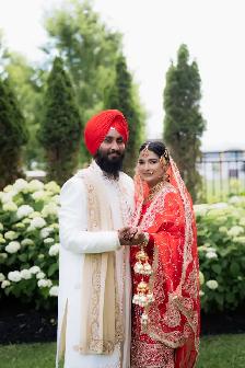 Wedding Photographer and Videographer - Photo 4