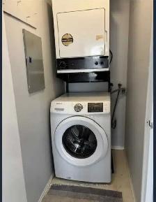 private Bedroom with Private washroom in a Condo. - Photo 4