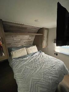Lakefront 2021 Puma 31ft Bunkhouse. - Photo 5