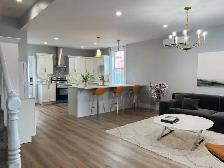 Downtown C'Town 3 BDRM, 1.5 Bath Beautifully Renovated Townhouse - Photo 3
