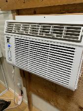 COOL OFF WITH AC! - Photo 3