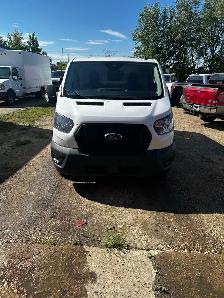 2021 Ford Transit Cargo Van - Photo 2