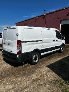 2021 Ford Transit Cargo Van - Photo 4