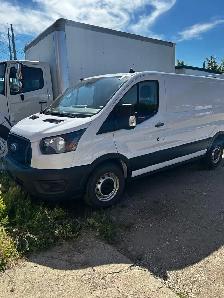 2021 Ford Transit Cargo Van - Photo 9