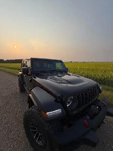 2025 Jeep Wrangler Rubicon - Photo 5