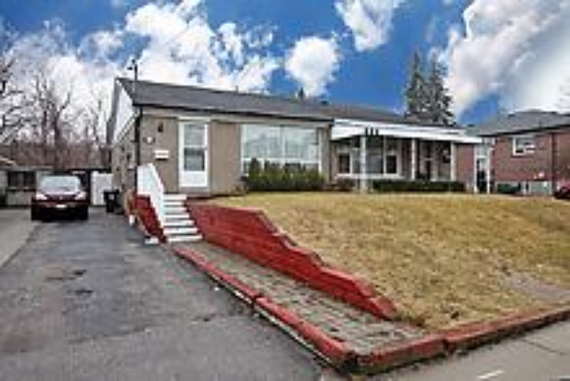 House for rent at Scarborough from September/October