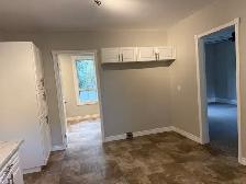 Renovated 2Br. Hanover Apt. - Photo 3
