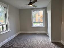 Renovated 2Br. Hanover Apt. - Photo 8