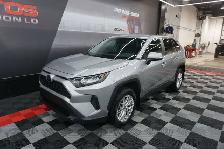 2024 Toyota RAV4 LE - Photo 2