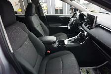 2024 Toyota RAV4 LE - Photo 33
