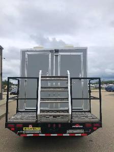 Self Contained- 2 Stall Heated Washroom Trailer - Photo 2