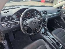 2016 Volkswagen Passat Comfortline Sunroof / Leather / Rear Cam - Photo 16
