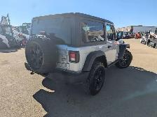2022 Jeep Wrangler Willys Sport 3.6L/V6/Touch Media/Camera/Hard- - Photo 8