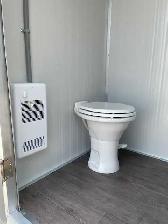 Single Self-Contained Flush Washroom Skid with ForkPocket S - Photo 7