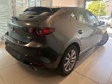 2022 Mazda 3 GX - Photo 6