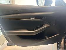 2022 Mazda 3 GX - Photo 8