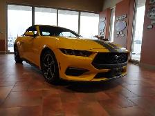 2024 Ford Mustang EcoBoost Premium Convertible with VERY LOW KMS - Photo 7