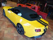 2024 Ford Mustang EcoBoost Premium Convertible with VERY LOW KMS - Photo 13