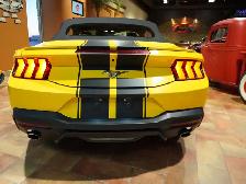 2024 Ford Mustang EcoBoost Premium Convertible with VERY LOW KMS - Photo 22