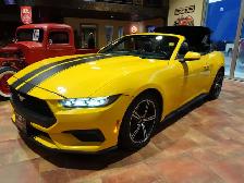 2024 Ford Mustang EcoBoost Premium Convertible with VERY LOW KMS - Photo 23