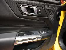 2024 Ford Mustang EcoBoost Premium Convertible with VERY LOW KMS - Photo 31