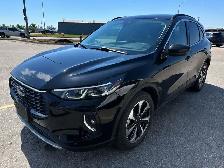 2023 Ford Escape Platinum AWD - Photo 2
