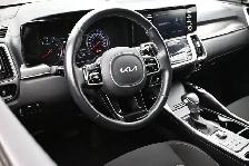 2022 Kia Sorento LX AWD Heated Seats/Wheel, Blindspot, Apple/And - Photo 6