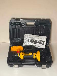 DeWalt DC550 Heavy Duty 18V Cordless Cut-Out Tool - Photo 2