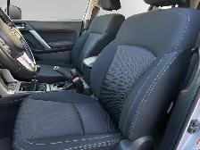 2018 Subaru Forester | AWD | MANUAL | CLEAN CARFAX | ONE-OWNER | - Photo 10