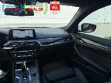 2018 BMW 5 Series //M PKG | AMBIENT LIGHTING | PANO | LOADED - Photo 20