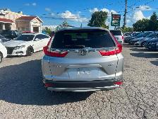 2017 Honda CR-V LX - Photo 2