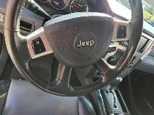 2010 Jeep Grand Cherokee 4WD 4dr North - Photo 11
