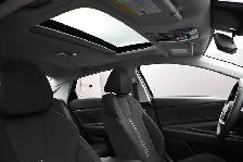 2025 Hyundai Elantra PREFFERED TECH SUNROOF, NAVIGATION, HEATED - Photo 29