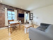 Loft studio entièrement meublé à louer Vieux-Québec juillet 2026 - Photo 2