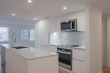 Downtown two bedroom apartment with renovated kitchen - ID 2937 - Photo 2