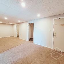2-Bedroom Apartment in the Heart of Woodstock! - Photo 4