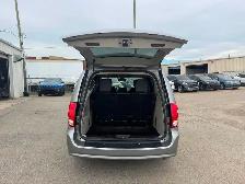 2019 Dodge Grand Caravan SE - Photo 4