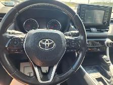2019 TOYOTA RAV4 XLE - Photo 16