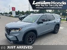 2023 Honda Pilot TrailSport | 1 Owner | Clean Carfax | Leather
