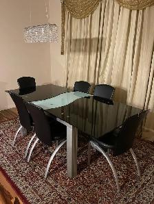 Dinning table with 6 chairs