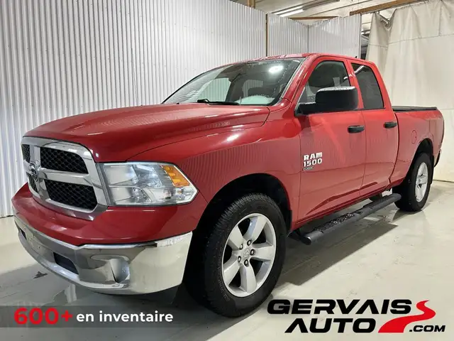 RAM 1500 Classic SXT Plus Quad Cab 4x4 caisse de 6 pi 4 po 2020