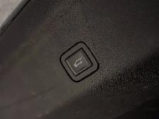 2024 Chevrolet Suburban Z71 - Photo 9