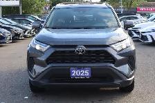 2025 Toyota RAV4 XLE - Photo 3